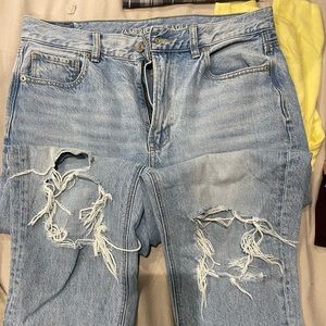 AE. ripped mom jeans